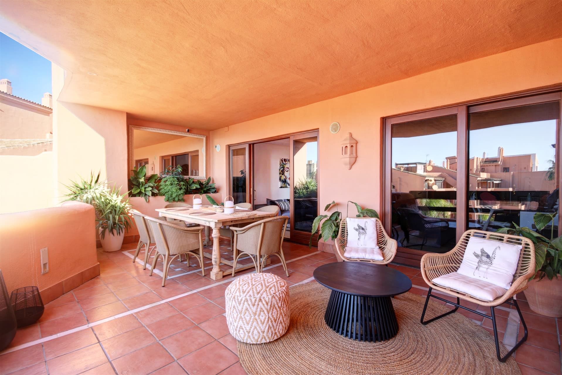 Luxe appartement aan het strand in Mar Azul, Estepona — photo 1