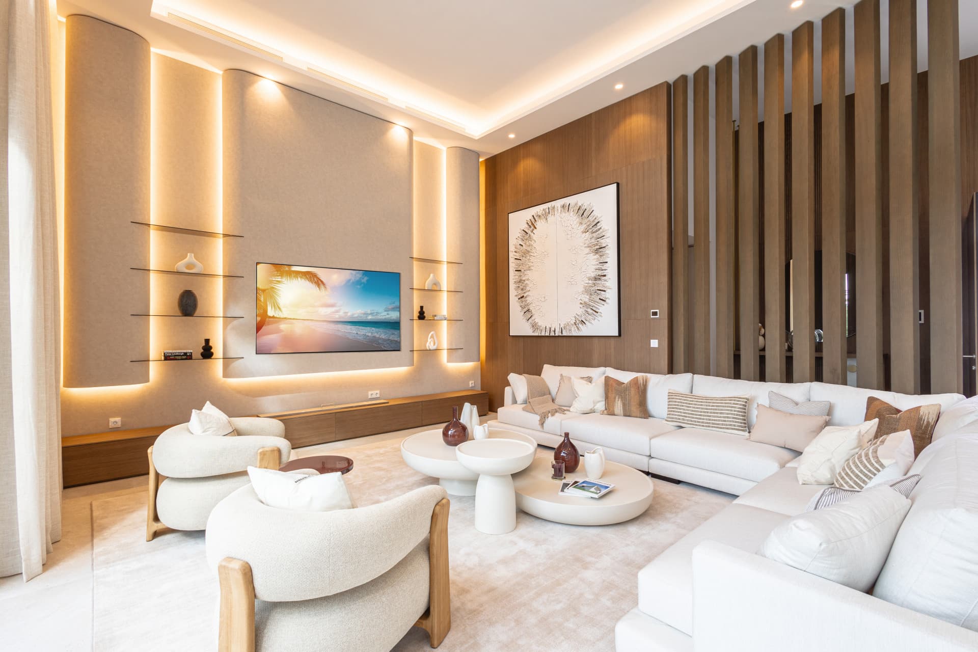 Villa de Plano Contemporáneo Off en Nueva Andalucía, Construcción ya iniciada — photo 1