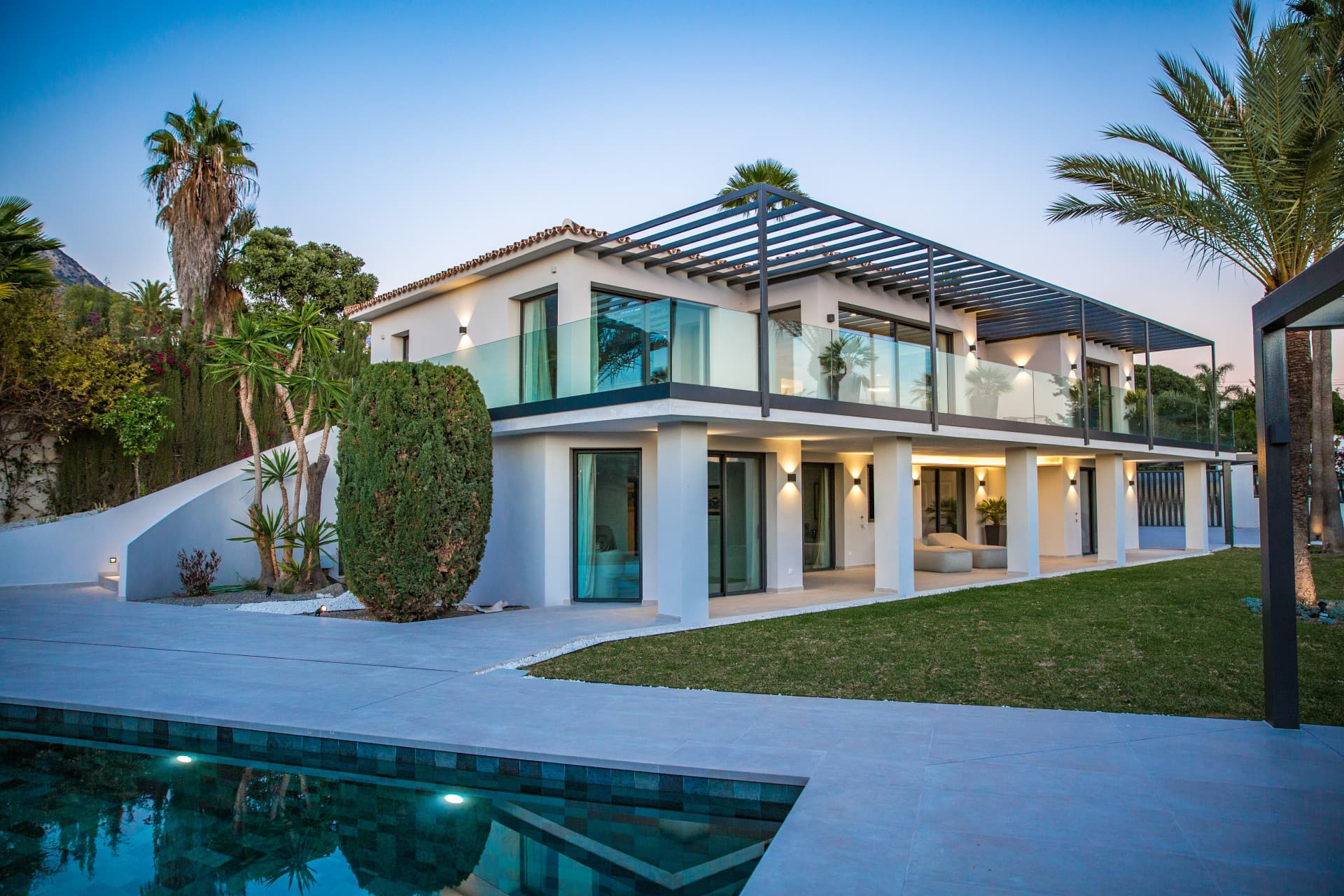 Villa impresionante en Rocio de Nagüeles con vistas al mar y al sol — photo 1
