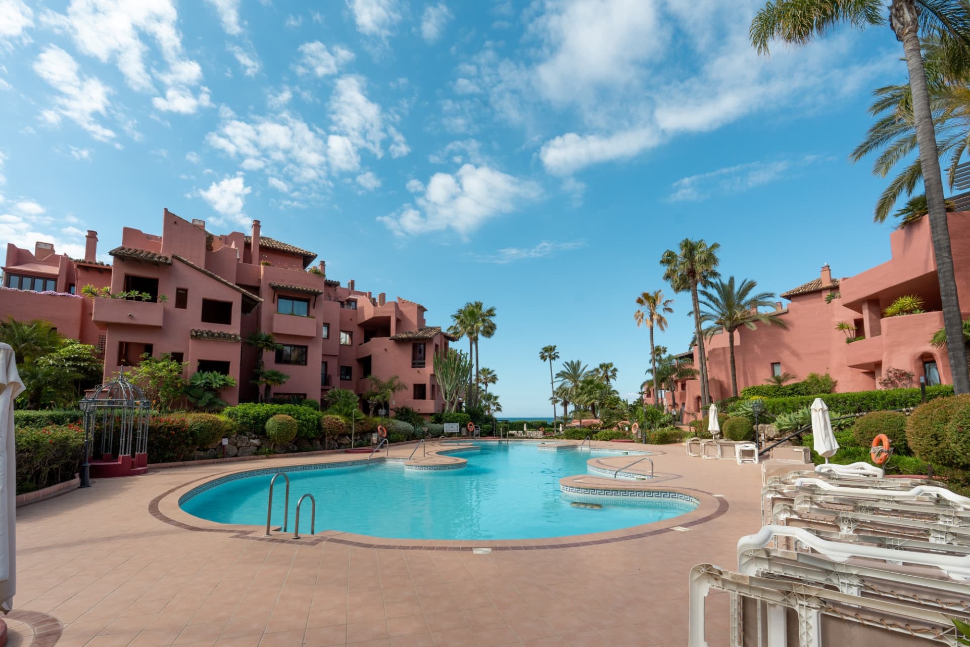 Elegantes Duplex Penthouse in Menara Beach, Estepona — photo 1