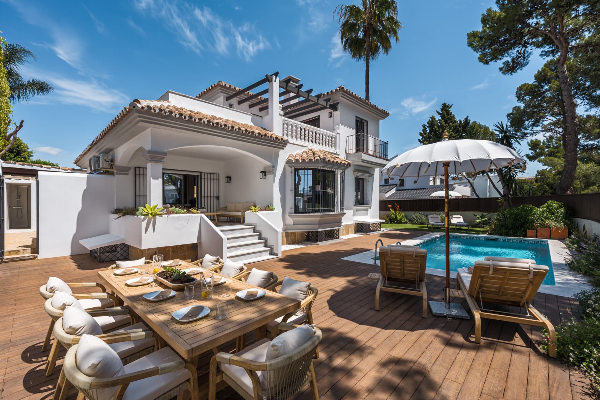 Exquisit Vor kurzem renovierte 6-Zimmer-Villa in Altos del Rodeo, Nueva Andalucia — photo 1