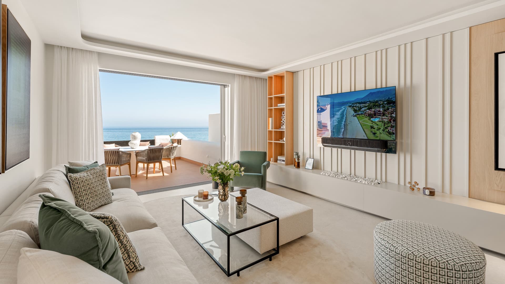 Exquisito Atico Duplex de playa en Bahía del Velerín, Estepona — photo 1