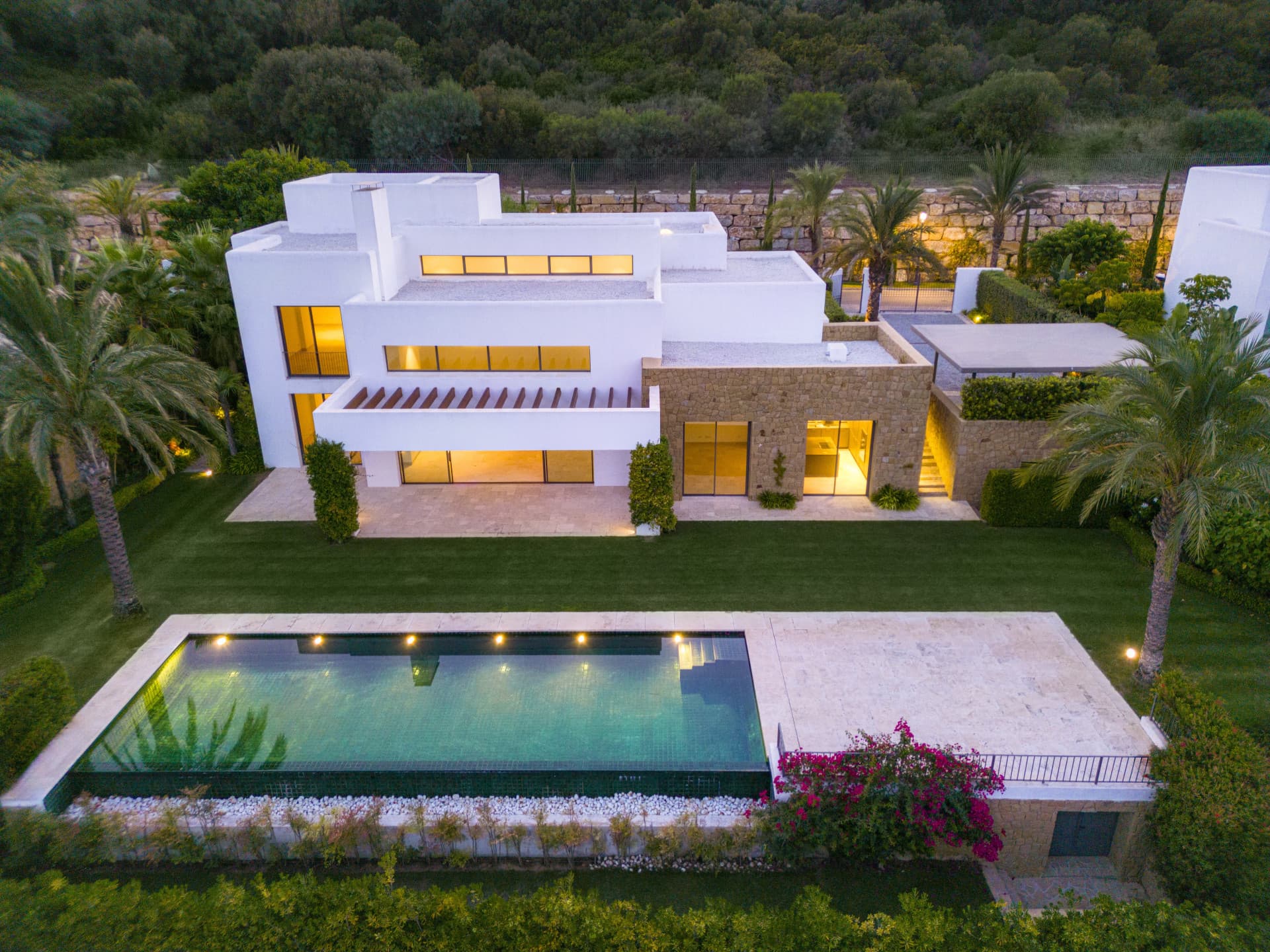Exquisita Villa de cinco dormitorios en Finca Cortesin, Casares — photo 1