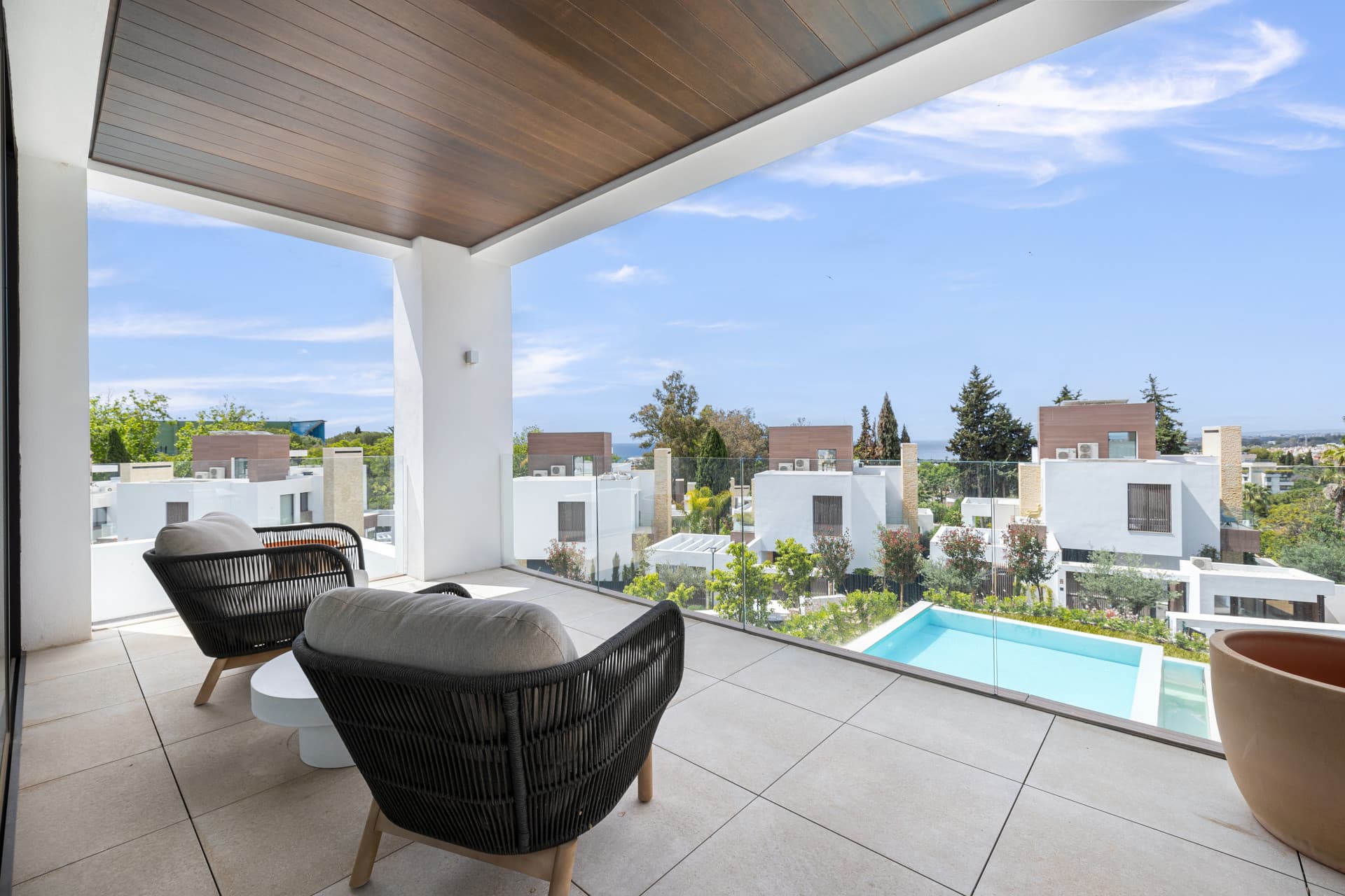 Neubau Luxusvilla in La Fuente, Marbella – Panorama Meer, Stadt & Berg Ansichten — photo 1