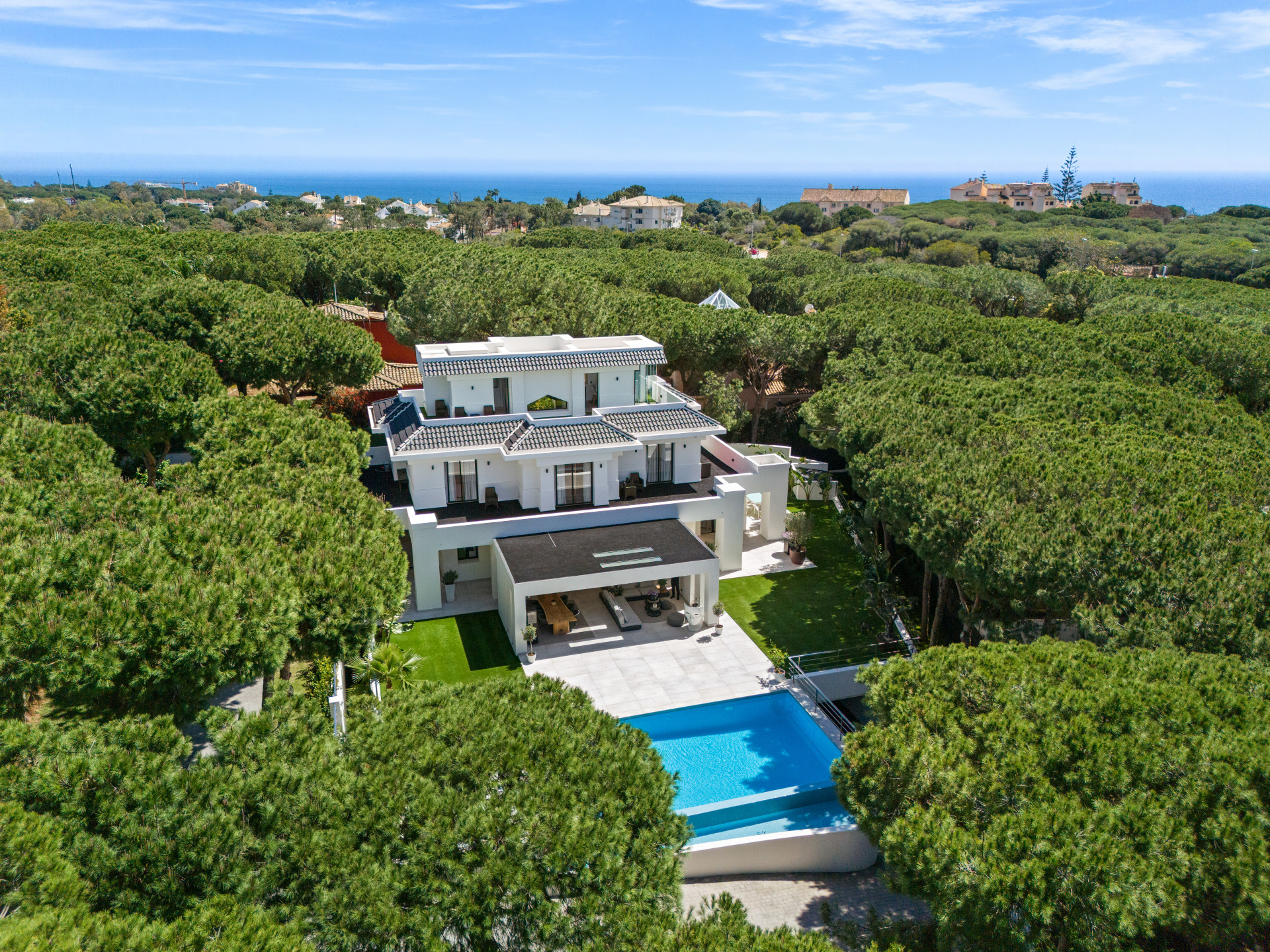Villa Hacienda las Chapas, Marbella Este - COSTA-00578P