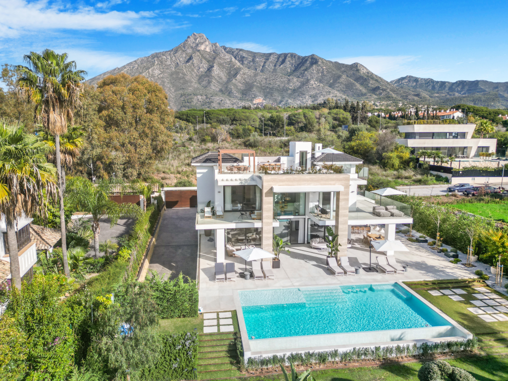 Villa Marbella Golden Mile, Marbella - COSTA-00579P