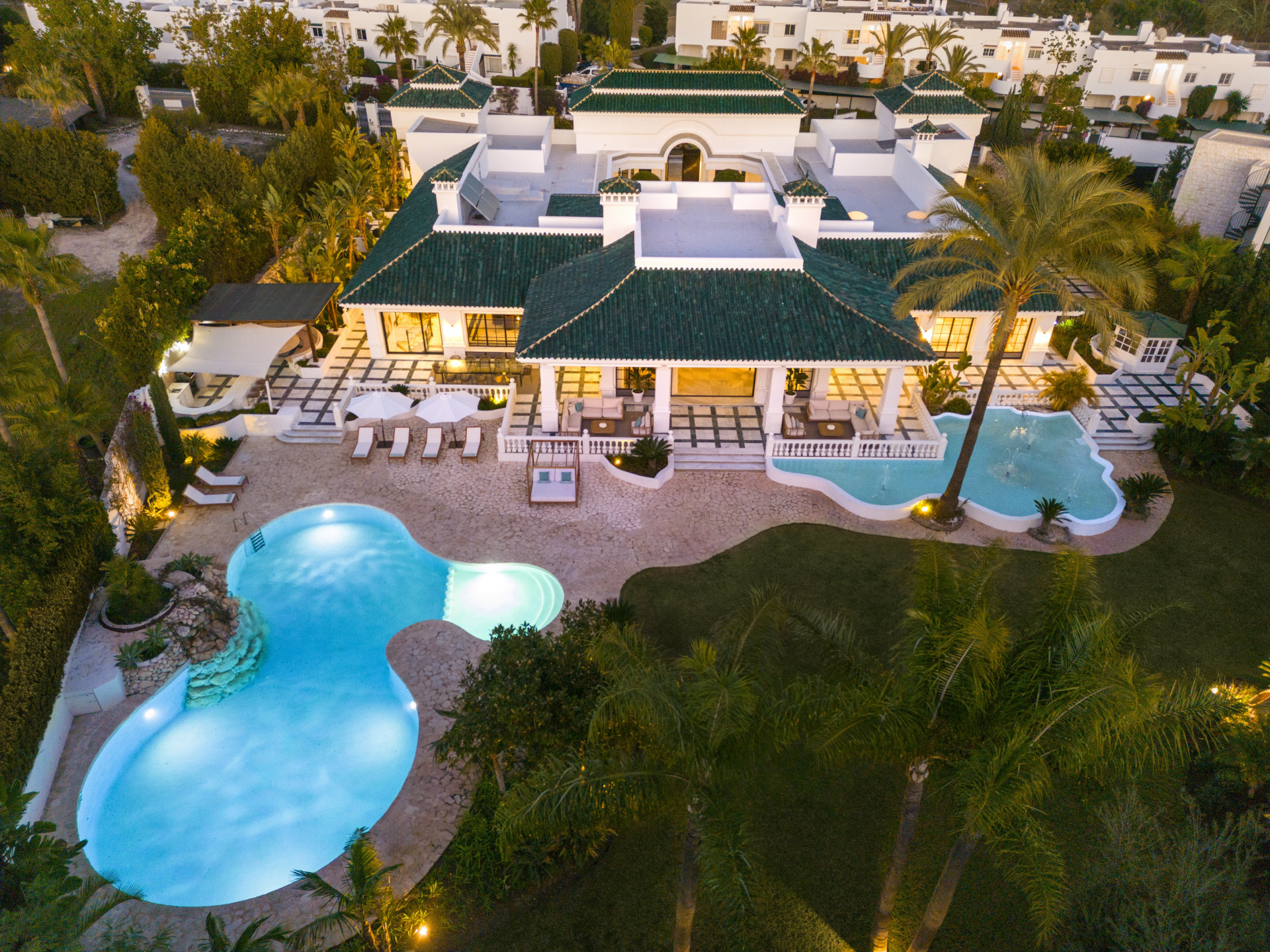 Villa Nueva Andalucia, Marbella - COSTA-00241P
