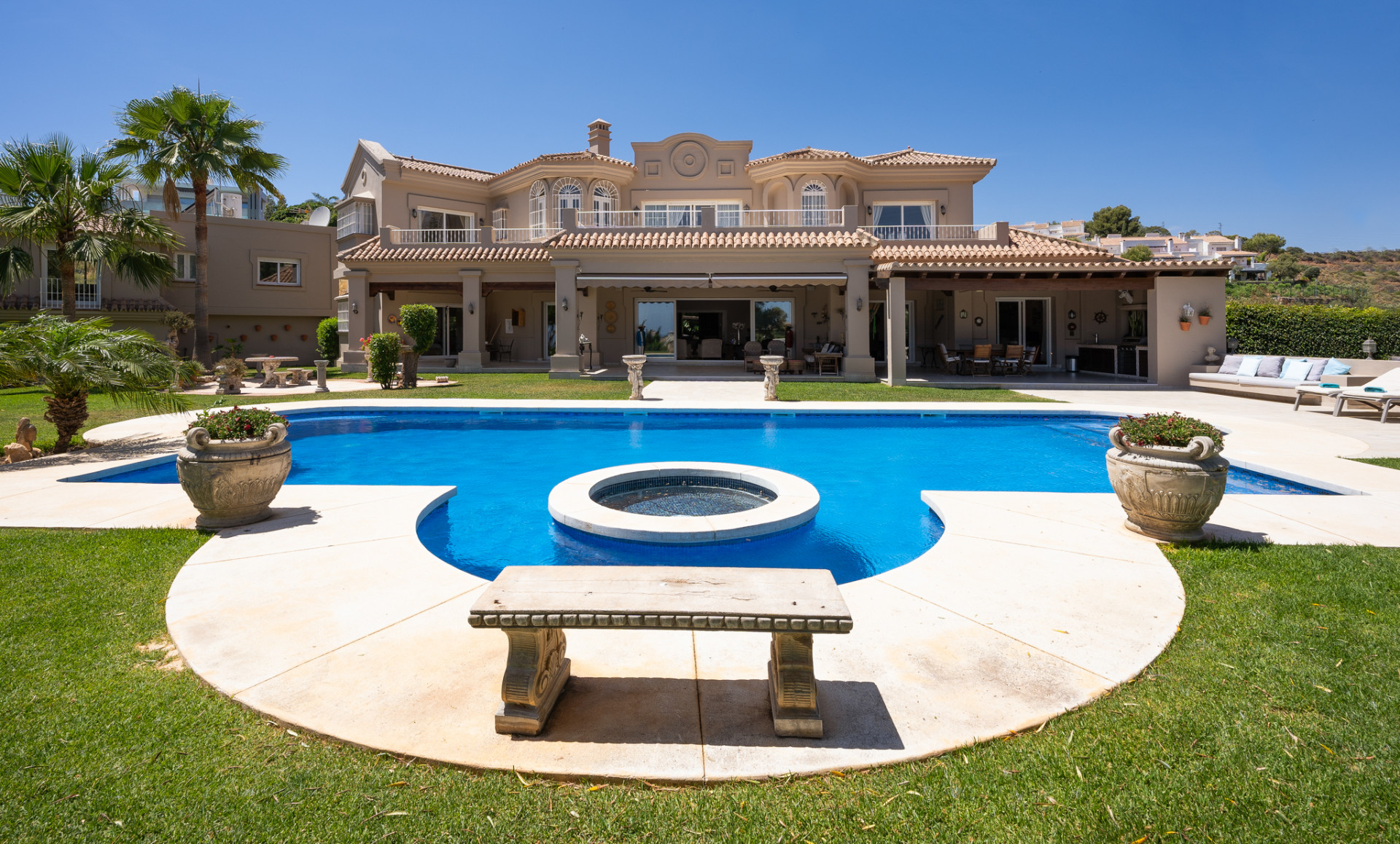 Villa Nueva Andalucia, Marbella - COSTA-00536P
