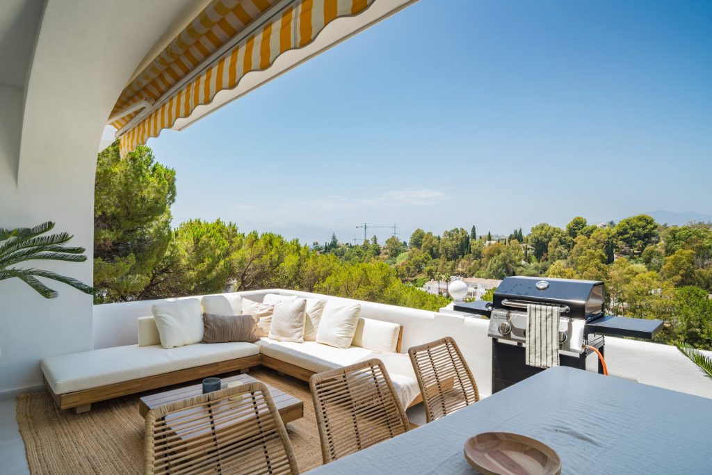 Apartment La Quinta, Benahavis - COSTA-00846P