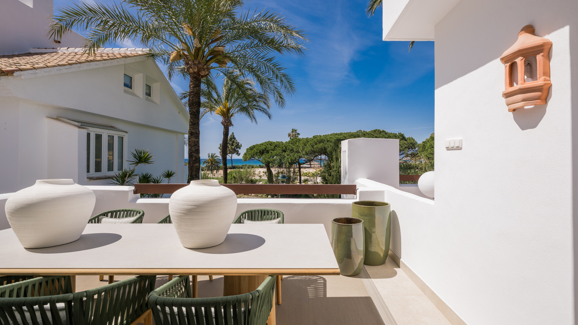 Apartment Los Monteros Palm Beach, Marbella Este - COSTA-01130P