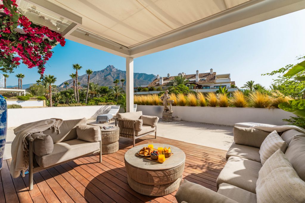 Duplex Penthouse Lomas del Rey, Marbella Golden Mile - COSTA-01207P