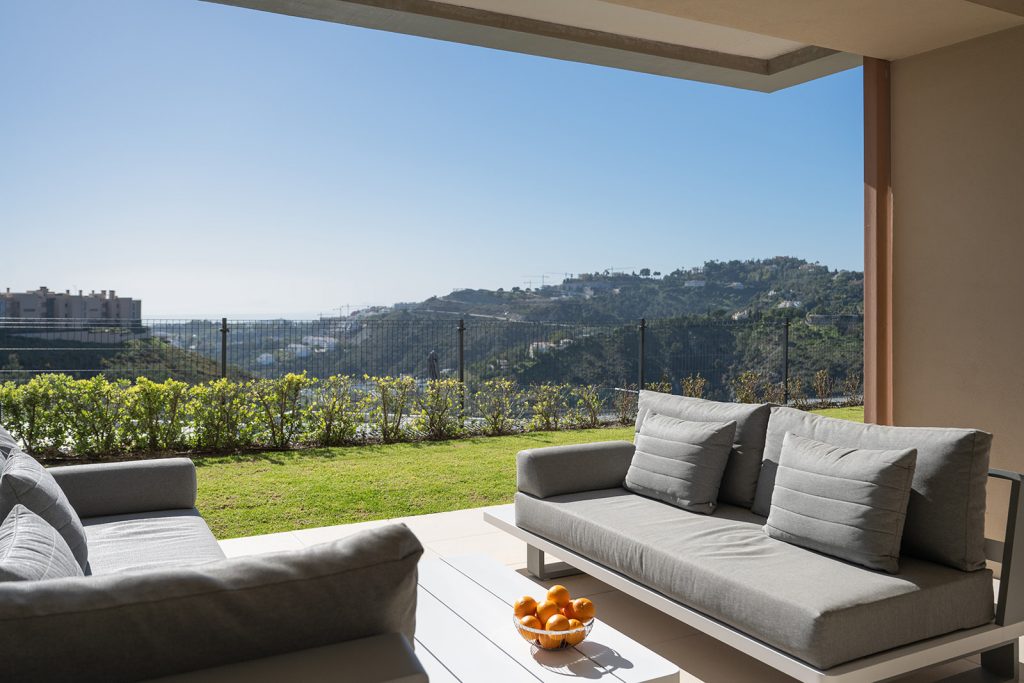 Ground Floor Apartment Real de La Quinta, Benahavis - COSTA-01181P