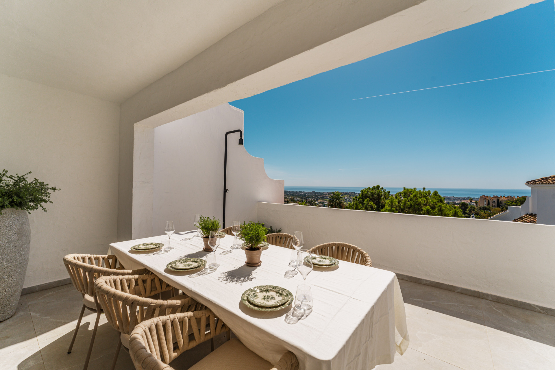 Duplex Las Colinas de Marbella, Benahavis - COSTA-01232P