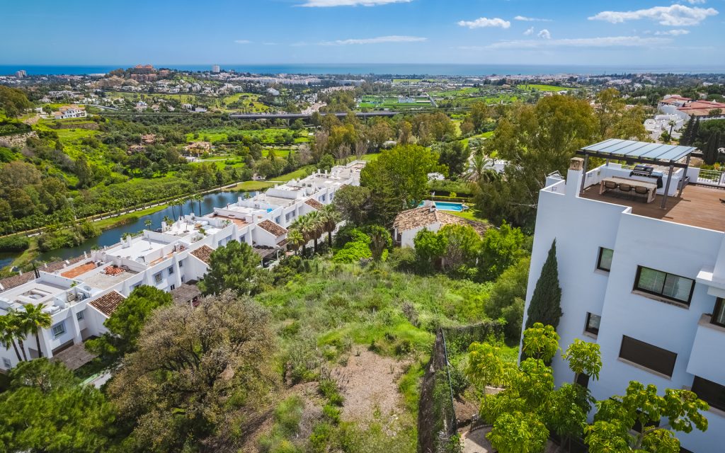 Plot El Herrojo, Benahavis - COSTA-01244P