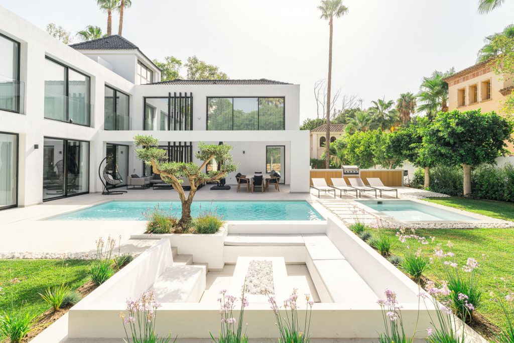 Villa Supermanzana H, Nueva Andalucia - COSTA-01248P