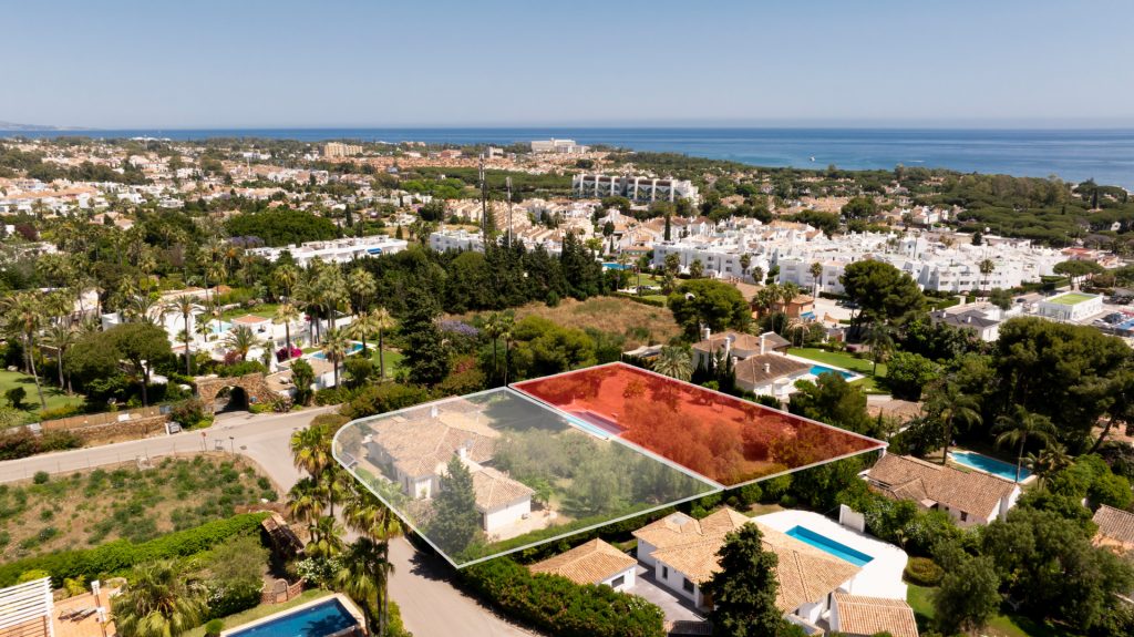 Plot El Paraiso, Estepona East - COSTA-01317P