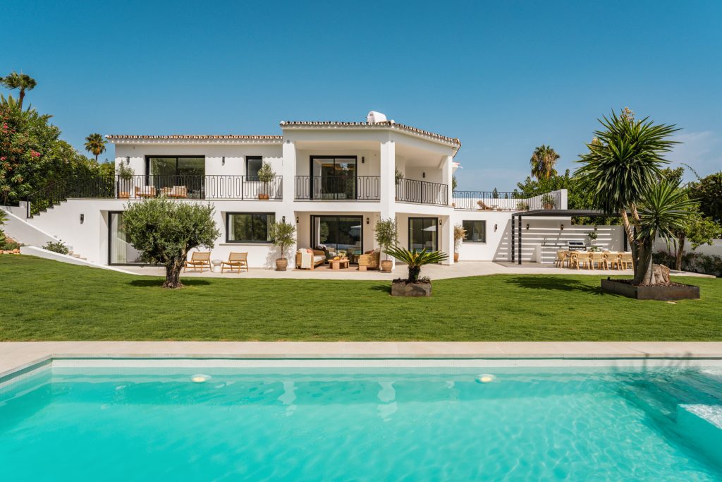 Villa Rocio de Nagüeles, Marbella Golden Mile - COSTA-01273P