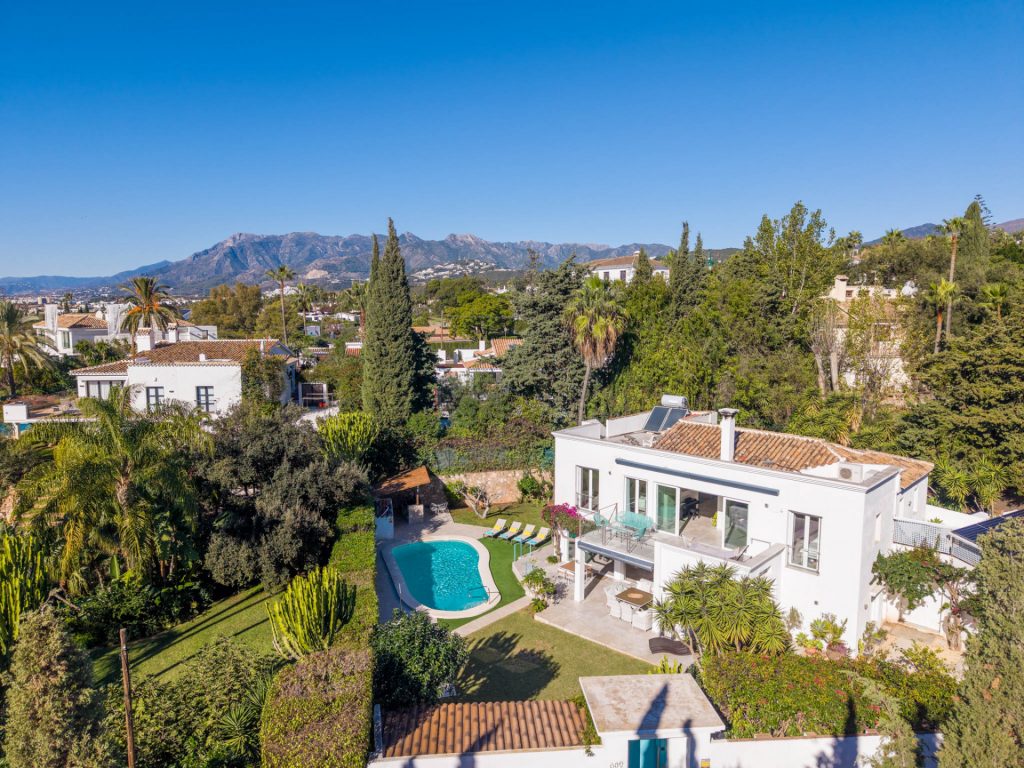 Villa El Rosario, Marbella Este - COSTA-01395P