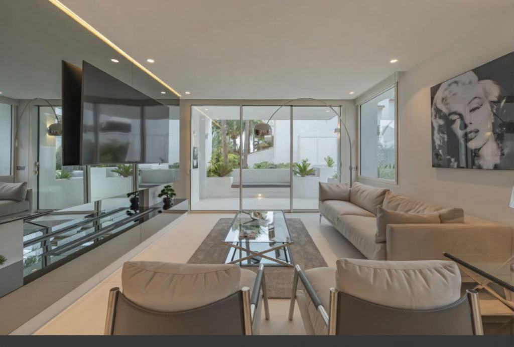 Apartment Marina Puente Romano, Marbella Golden Mile - COSTA-01429P