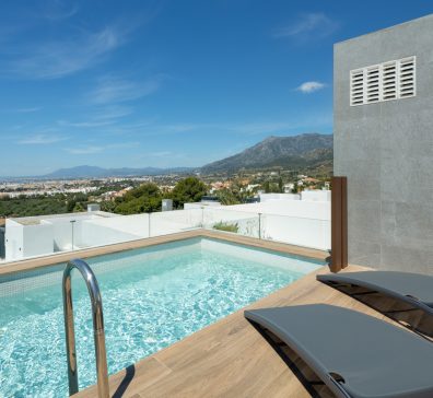 Semi Detached House Rio Real, Marbella Este - COSTA-01051P